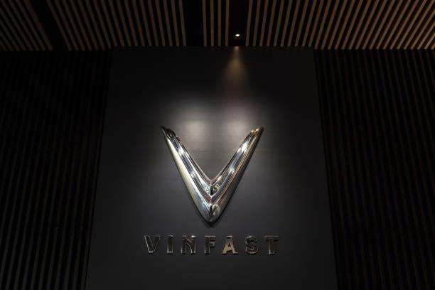 Dorong Ekosistem Kendaraan Listrik, VinFast Gandeng Amarta Bangun 22 Showroom di Indonesia
