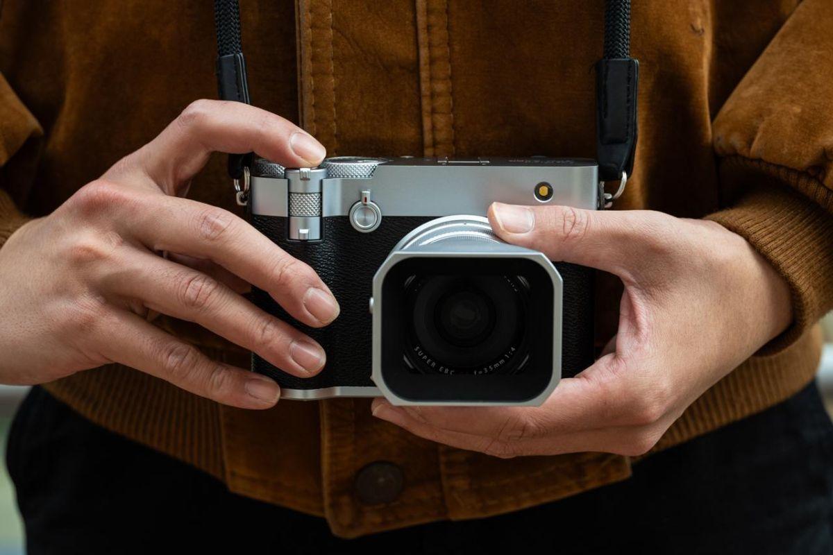 Fujifilm GFX100RF Hadir di Indonesia, Inovasi Fotografi Berkualitas dengan Sensor 102MP
