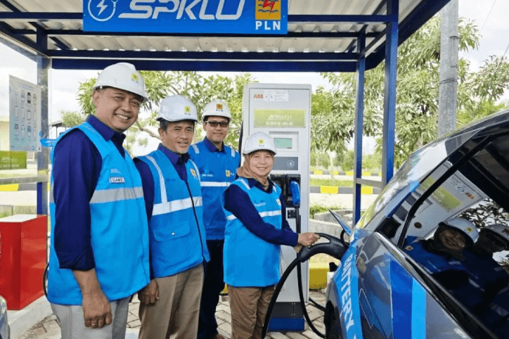 PLN UID Lampung Siapkan 55 SPKLU di Jalur Mudik untuk Dukung Pemudik Kendaraan Listrik  Penyediaan SPKLU di Jalur Tol dan Non