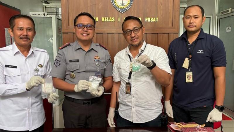 Gagal Menyelundupkan Narkoba, Pria Misterius Tinggalkan 200 Gram Sabu di Rutan Salemba
