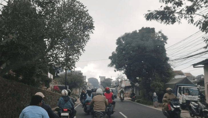 Arus Mudik Motor di Cianjur Meningkat pada H-5 Lebaran