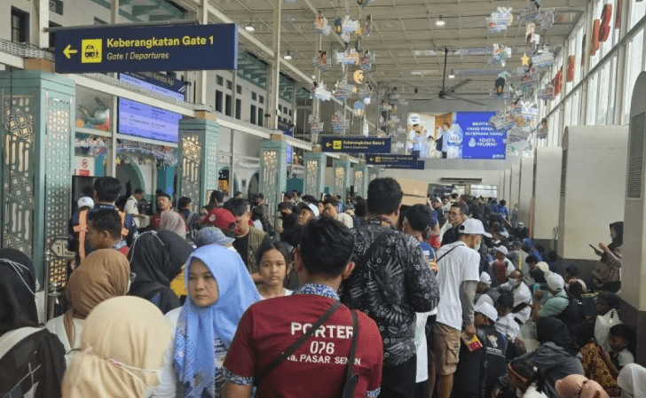 KAI Tambah Jadwal dan Fasilitas di Stasiun Pasar Senen untuk Pemudik