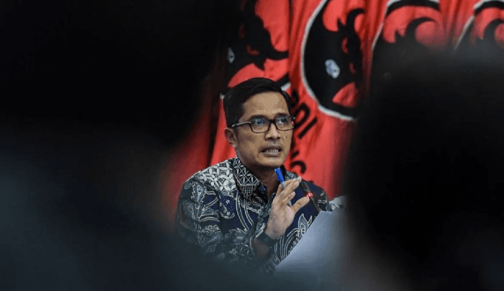 Febri Diansyah Dipanggil KPK sebagai Saksi dalam Kasus Suap PAW DPR