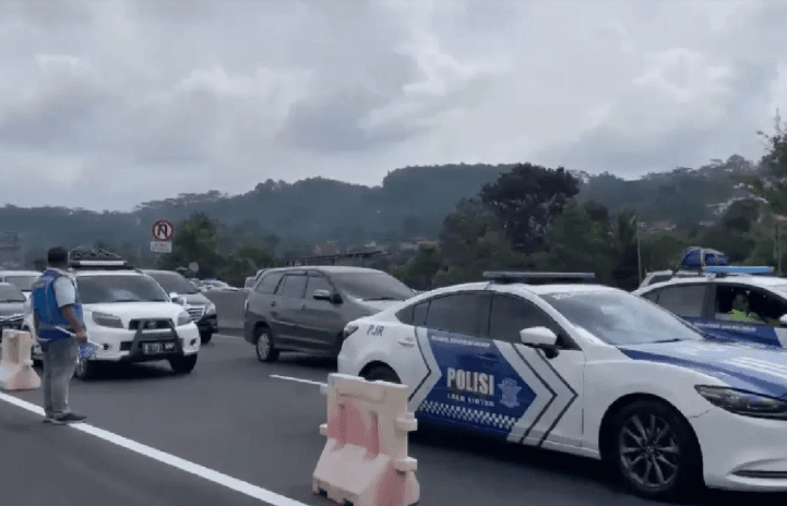 PT JTT Perpanjang Oneway Lokal di Tol Semarang hingga KM 442