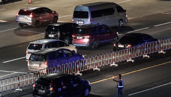 PT JTT Dukung Penerapan Contraflow di Tol Jakarta-Cikampek
