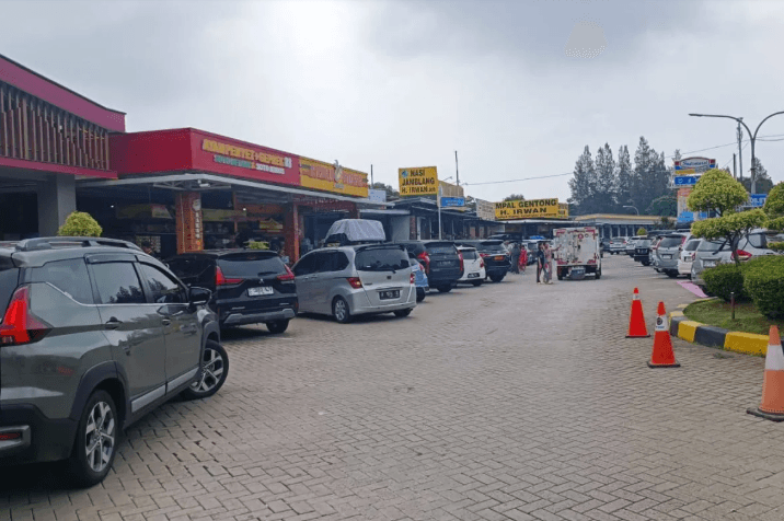 Lonjakan Kendaraan di Rest Area KM 207 Tol Palikanci Capai 130 Persen