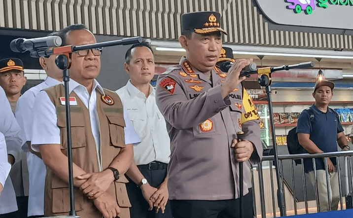 Kapolri Cek Pelayanan Arus Mudik Lebaran 2025 di Bandara Soekarno-Hatta