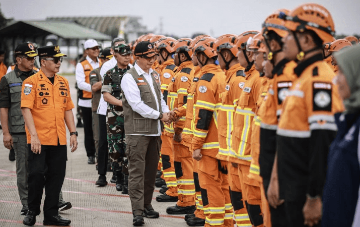 BNPB Kirim Tim SAR ke Myanmar, Wapres Gibran Mudik ke Solo
