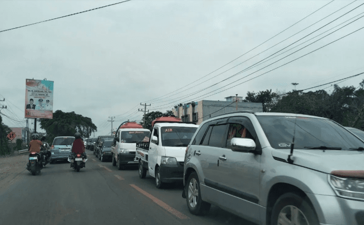 Arus Balik Mulai Terlihat, Lalu Lintas Banyuasin-Palembang Ramai Merayap