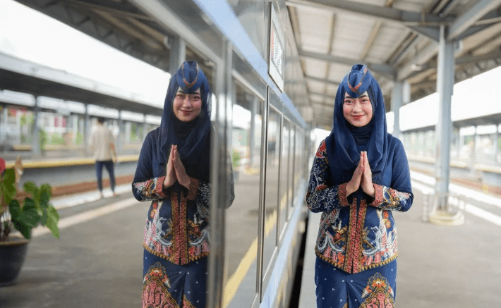 KAI Services Buka Lowongan Pramugara dan Pramugari, Ini Syarat dan Cara Daftarnya