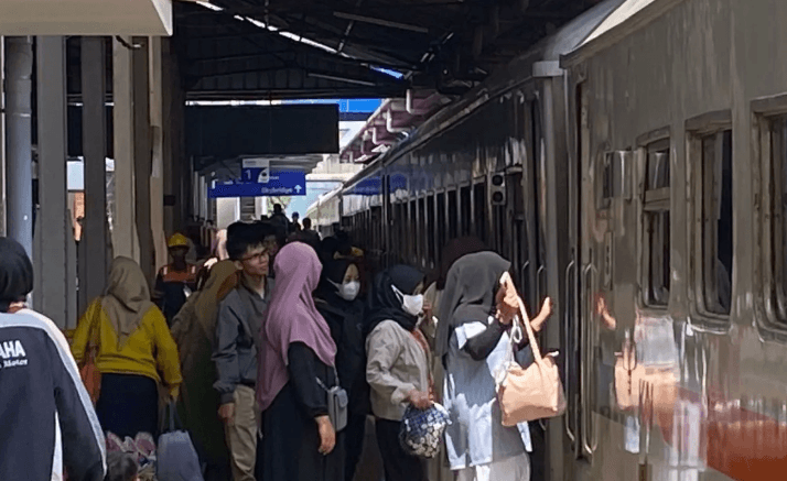 Mudik Lebaran 2025 Masih Berlangsung, PT KAI: WFA Efektif Kurangi Kepadatan