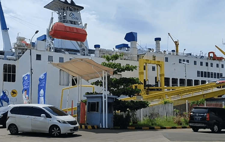 Pelabuhan Merak Terapkan Skema Tiba-Bongkar-Berangkat di Puncak Arus Balik