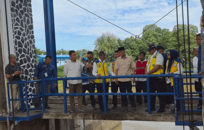 Menteri PU Tinjau Bendung Tua di Lampung, Pastikan Infrastruktur Air Siap Dukung Pertanian