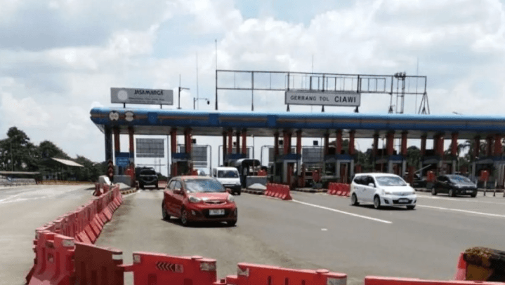 Arus Lalu Lintas Padat, Jasa Marga Dukung Keputusan Kepolisian Hentikan Contraflow