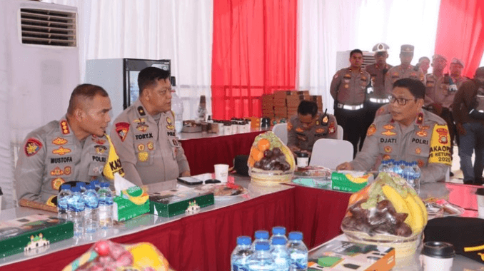 Wakapolda Metro Tinjau Pospam Tol Cikampek Km 25B Antisipasi Arus Balik
