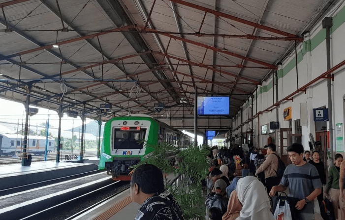 KAI Daop 7 Madiun Catat 13.412 Penumpang Arus Balik pada H+4 Lebaran