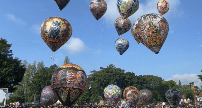 Intip Serunya Festival Balon Udara di Wonosobo Saat Libur Lebaran