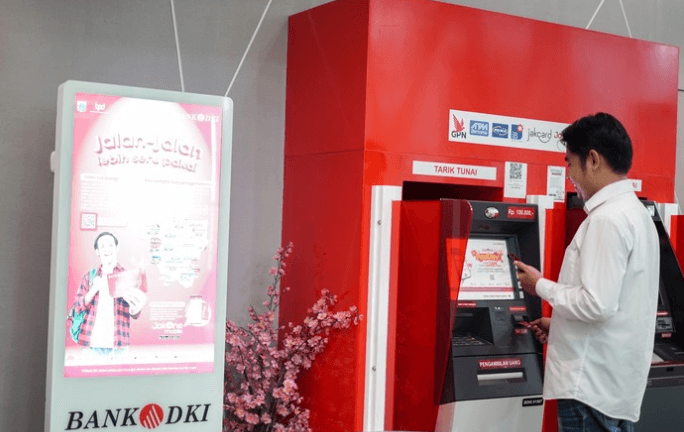 Nasabah Kini Bisa Tarik Tunai dan Transfer Antarbank Tanpa Kendala