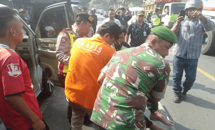 Polisi Ditemukan Meninggal di Dalam Mobil di Bogor, Diduga Alami Serangan Jantung