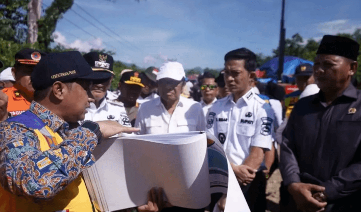 Komisi V DPR Tinjau Jalan Banjir di Konawe Utara, Usulkan Proyek Jembatan Dipercepat