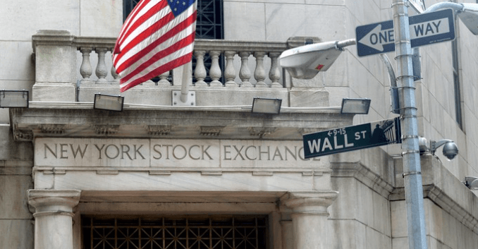 Trump Tunda Tarif Impor, Pasar Saham AS Meroket, Nasdaq dan S&P 500 Catat Rekor Kenaikan