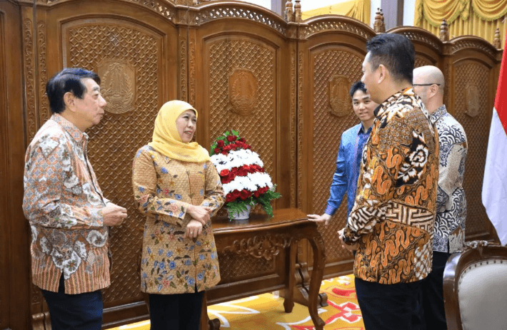 Khofifah Ajak Apindo Jatim Bersinergi Hadapi Tarif Impor Tinggi dari AS