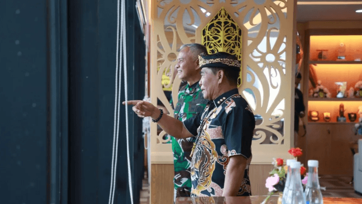 Gubernur Kaltara dan Pangdam VI/Mulawarman Bahas Akses Krayan, Listrik Desa, dan Latihan Gabungan Internasional