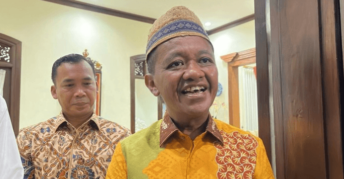 Viral Video Bahlil Lahadalia Naik Jet Pribadi, HIPMI Tegaskan Bukan Dana Negara