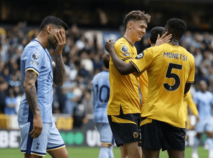 Wolverhampton Vs Tottenham: Lilywhites Diterkam Serigala