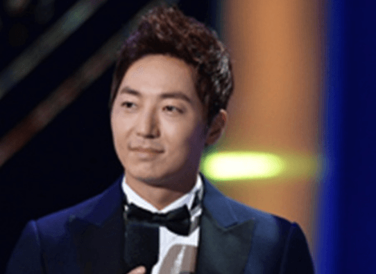 Lee Seong-bae Tinggalkan MBC Setelah 17 Tahun, Siap Masuki Dunia Politik