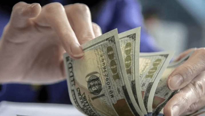 Rupiah Menguat Usai AS Kecualikan Produk Elektronik dari Tarif Resiprokal