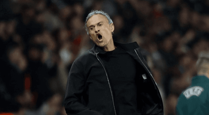 Enrique Tak Anggap PSG Unggulan, Minta Fokus Penuh Hadapi Villa di Leg Kedua