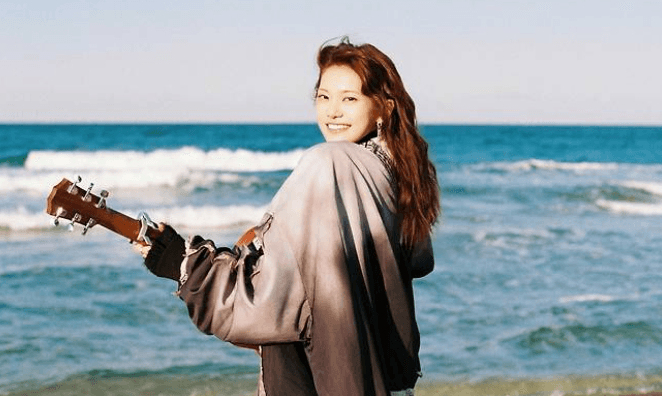 Minseo Kembali dengan Single Rock Bertajuk Moment, Hadirkan Nuansa Musim Semi yang Emosional
