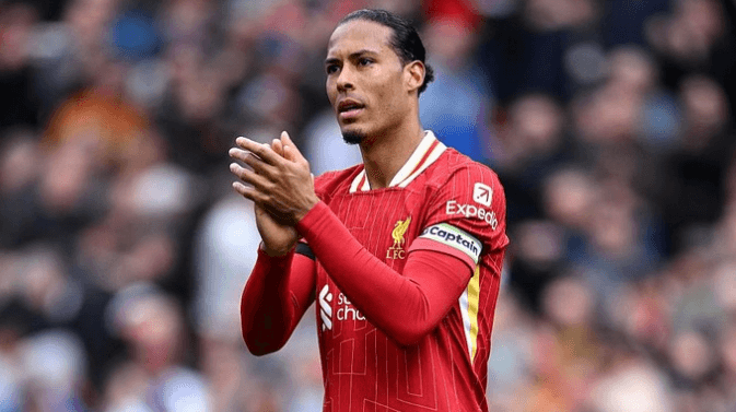 Van Dijk Nantikan Perombakan Skuad Liverpool Musim Panas Ini, Soroti Persiapan dan Konsistensi