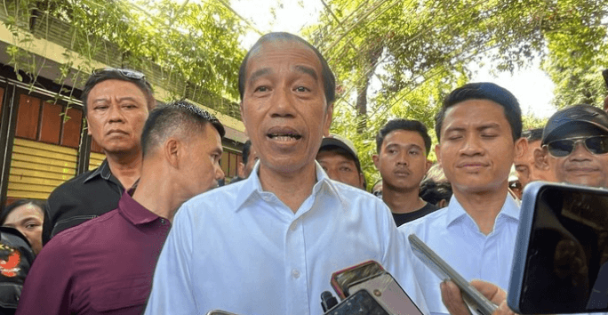 Jokowi Pertimbangkan Bawa Isu Ijazah Palsu ke Ranah Hukum: Sudah Jadi Fitnah