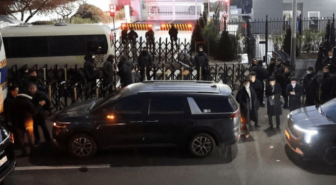Polisi Korsel Geledah Kantor Kepresidenan dan Paspampres