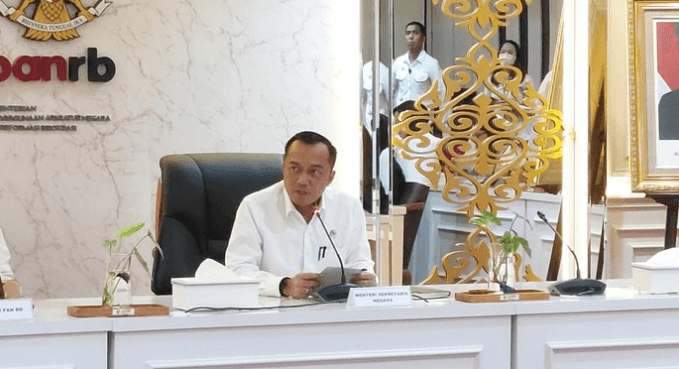 Prasetyo Hadi Tegaskan Tidak Ada Pelantikan Resmi Sebagai Jubir, Diminta Aktif Komunikasi Publik oleh Presiden Prabowo
