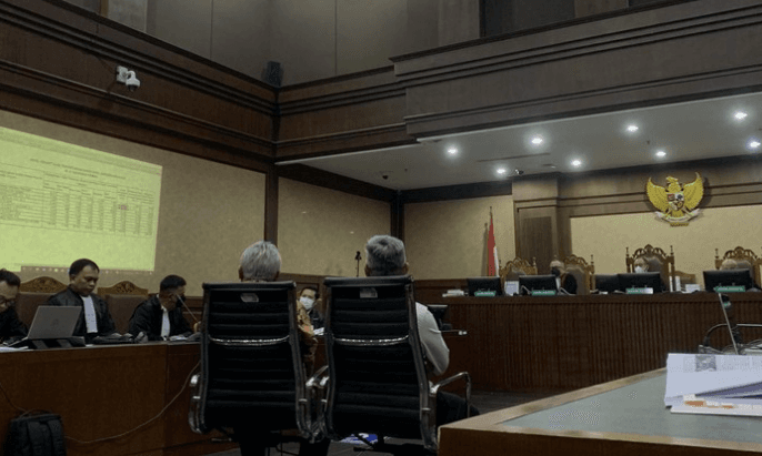 Wahyu Setiawan Sebut Johan Budi Saat Bersaksi dalam Sidang Kasus Hasto Kristiyanto