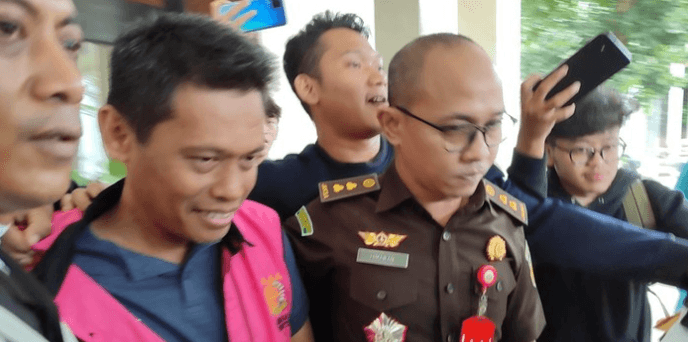 Wahyunoto Lukman Tersangka Korupsi Sampah Tangsel, Buang Sampah Ilegal hingga Dirikan Perusahaan Sendiri
