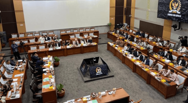 Kementerian Agama melalui Dirjen Penyelenggara Haji dan Umrah, Hilman Latief, resmi memperpanjang masa pelunasan biaya haji