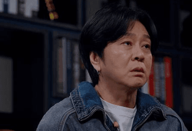 Yoon Do-hyun Bahas Kasus Kematian Prajurit Heo dan Ungkap Asal Usul Lagu "Sending You Away"