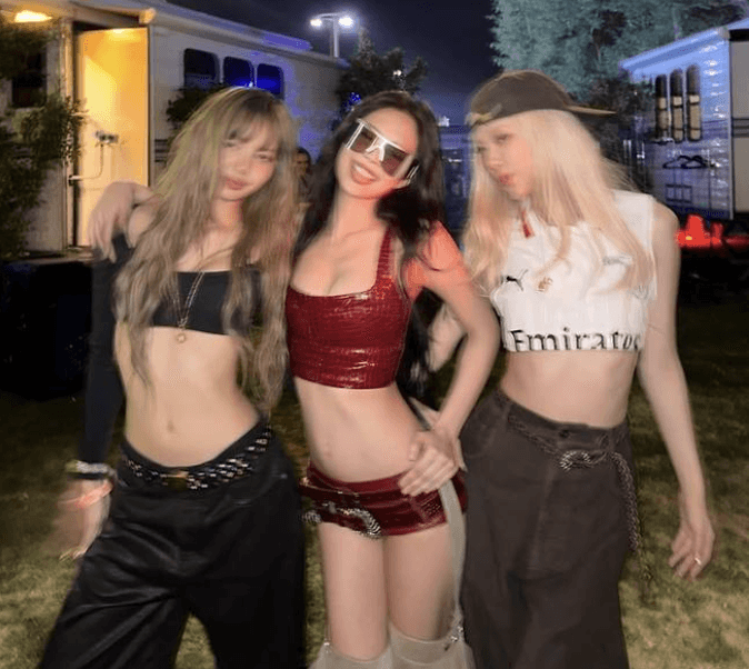 Jennie, Lisa, dan Rosé Tampil di Coachella, Absennya Jisoo Jadi Sorotan