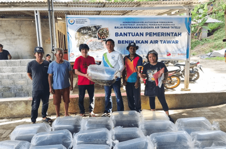 KKP Salurkan 21 Juta Benih dan Ribuan Indukan Ikan Nila untuk Perkuat Perikanan Sulut