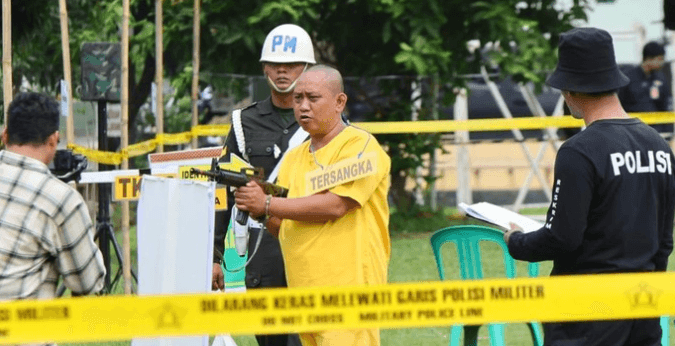 Keluarga 3 Polisi Anggap Rekonstruksi Penembakan oleh Kopda Basar Banyak Bohong