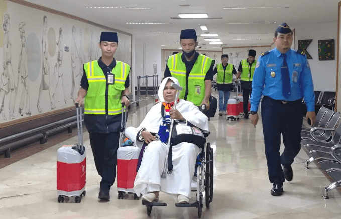 10 Calon Jemaah Haji Ilegal Digagalkan di Bandara Soetta, Gunakan Visa Kerja dan Bayar hingga Rp200 Juta