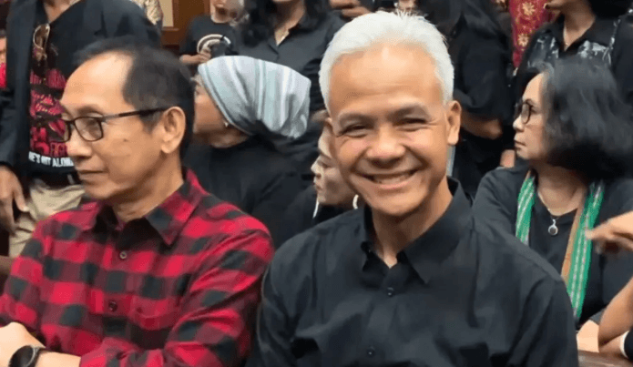 Ganjar Pranowo Hadiri Sidang Hasto, Tegaskan Dukungan