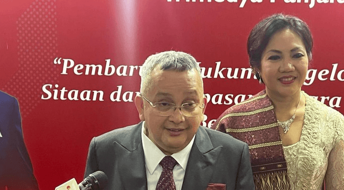 Trimedya Panjaitan Raih Gelar Doktor, Disertasinya soal Barang Sitaan-Rampasan