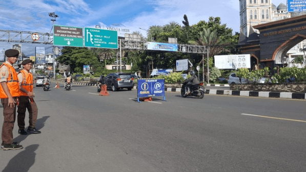 Lalu Lintas Puncak Lancar Saat Libur Panjang, Polisi Siapkan One Way Antisipasi Arus Balik