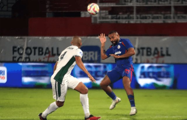 Cedera Cleberson dan Betinho Jadi Pukulan Bagi PSS Sleman, Kim Kurniawan Masuki Tahap Transisi