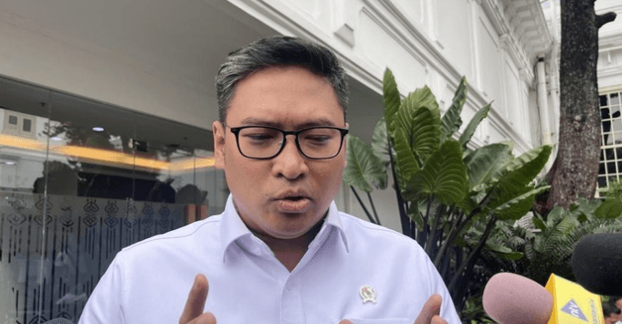 Prabowo Ingin Koperasi Merah Putih Jadi Apotek dan Klinik, Wujudkan Obat Murah dan Kesehatan Terjangkau di Desa